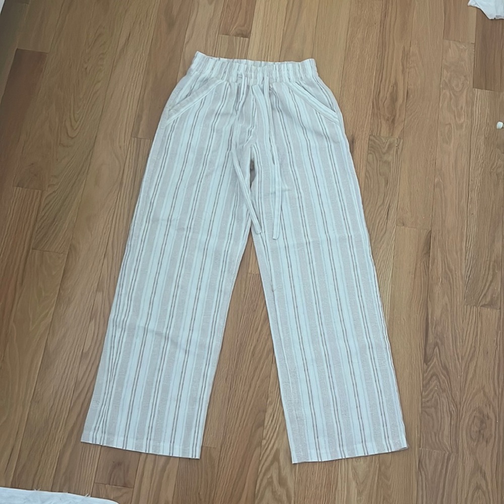 summer pants. size small